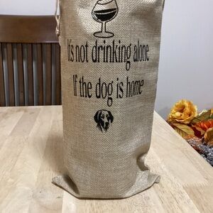 Charming Burlap Wine Bag with Dog Print